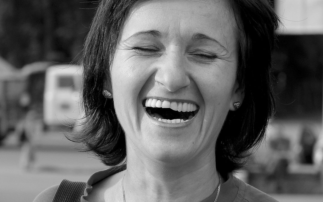 8 Ways Laughter Is Good For Your Health and Wellbeing
